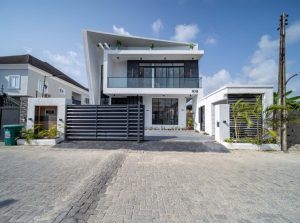 5 Bedroom Detached House for Sale in Sangotedo Lagos